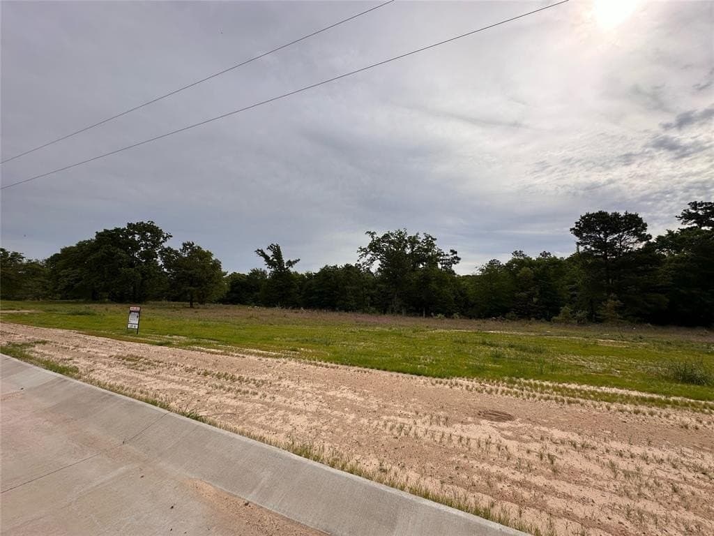 0.59 acres in Smith County gallery image 4