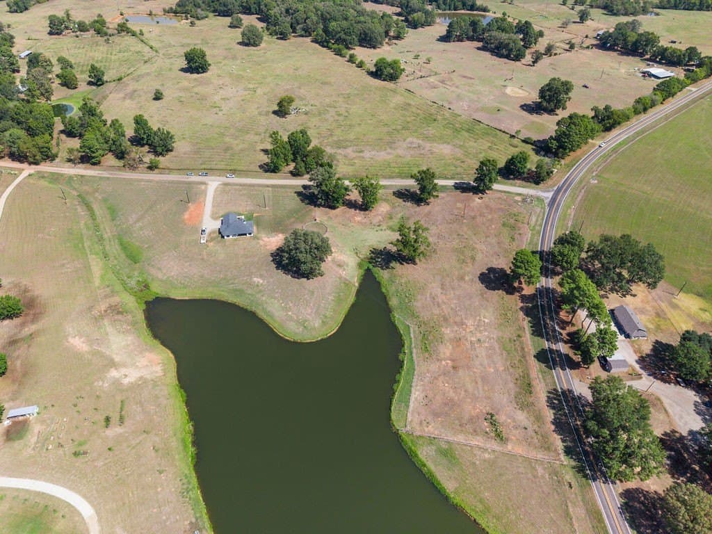 10 acres in Smith County - photo 38