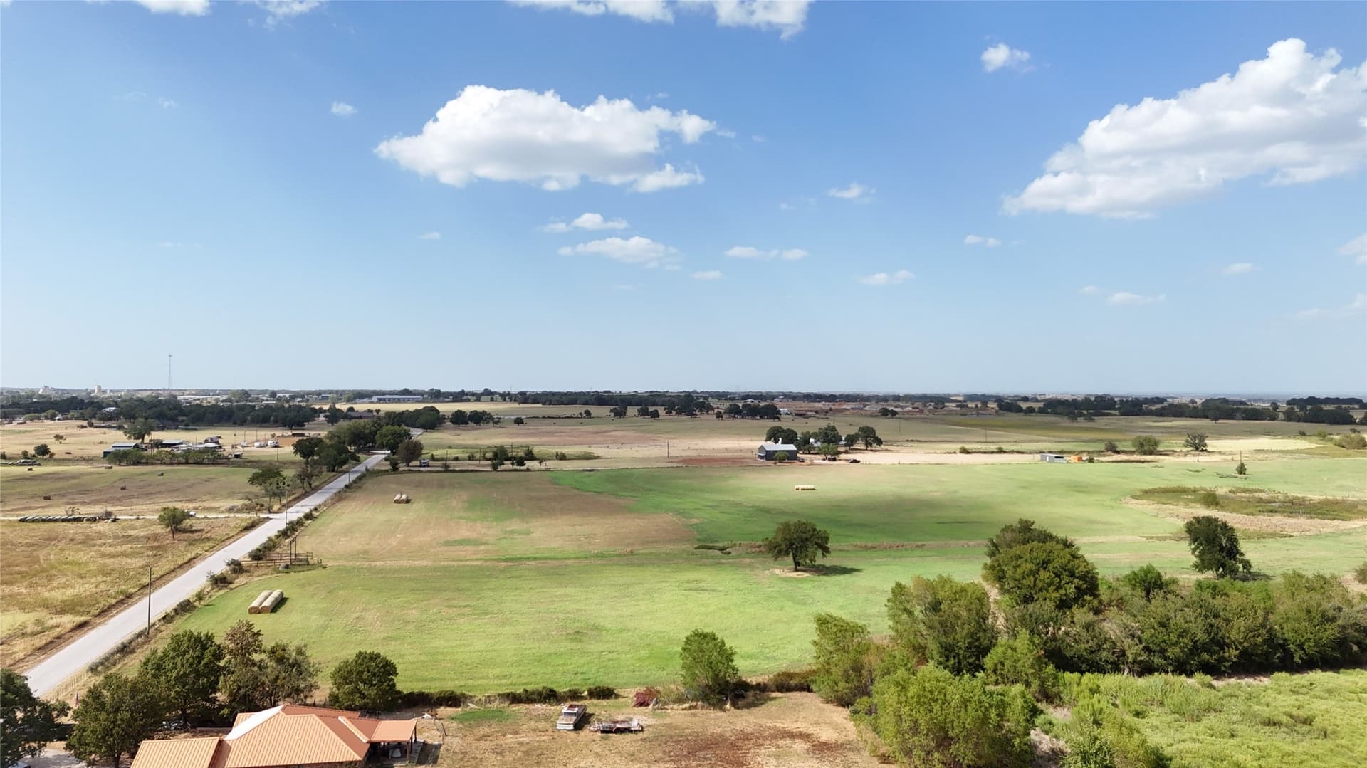 105.93 acres in Hood County - photo 2
