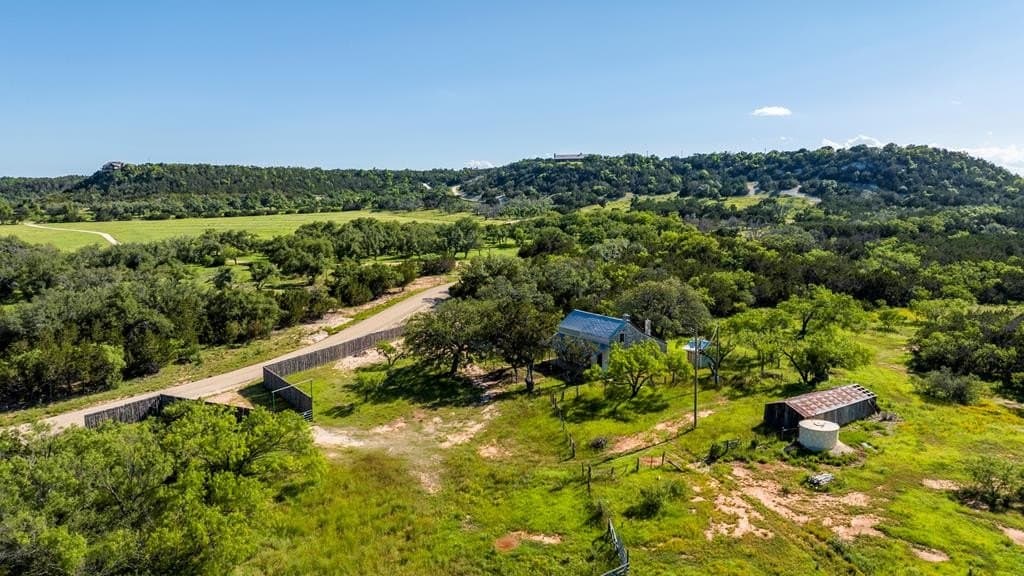 115.92 acres in Gillespie County - photo 22