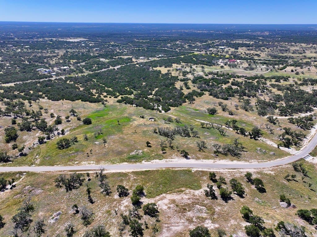 10 acres in Kerr County - photo 4