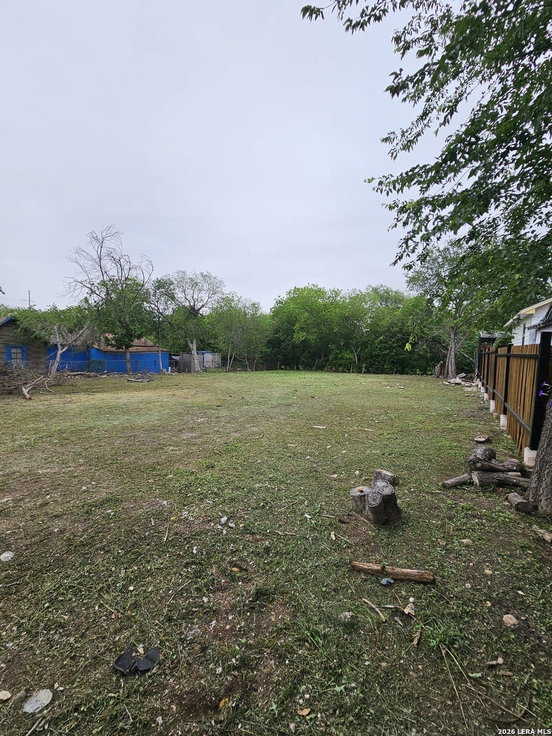 0.2 acres in Bexar County gallery image 3
