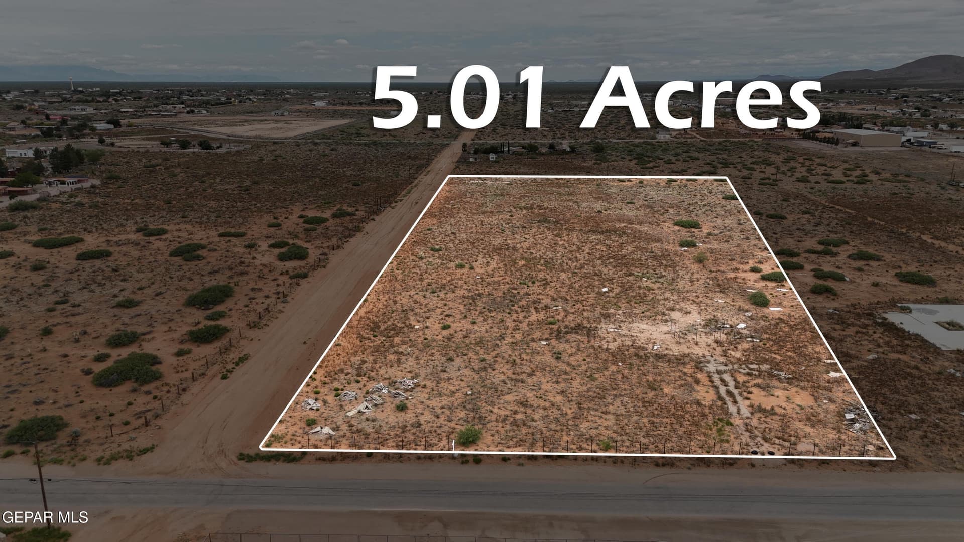 5.01 acres in El Paso County