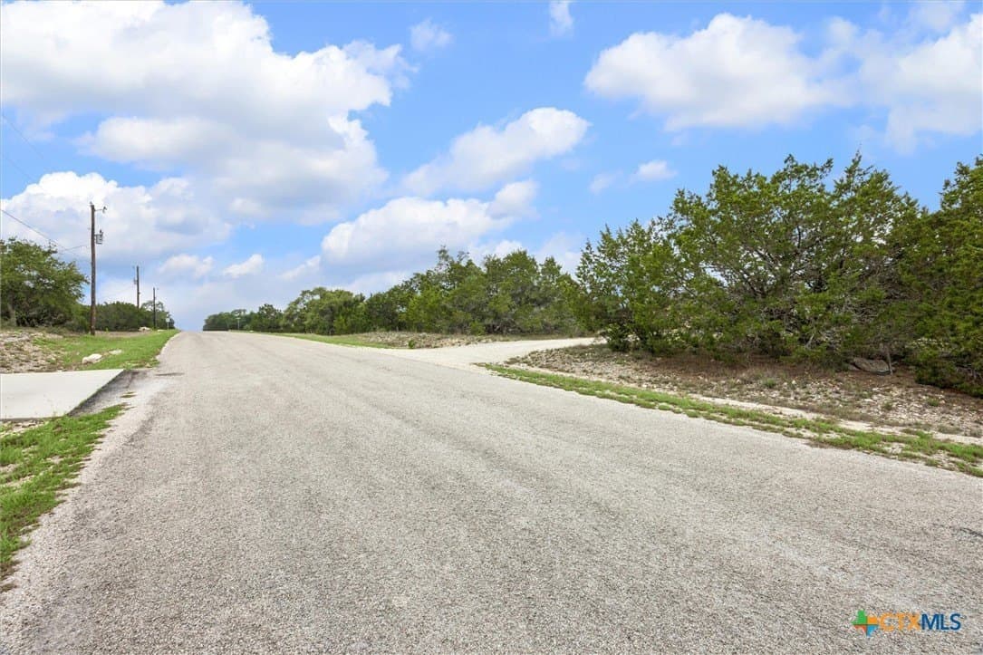 1.03 acres in Comal County - photo 10