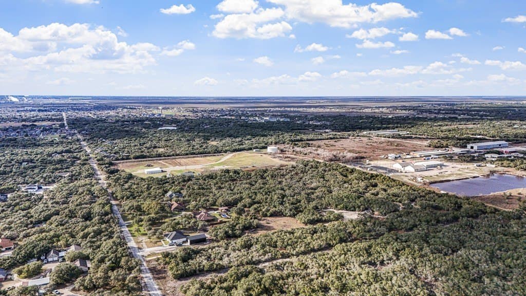 1.6 acres in San Patricio County - photo 15