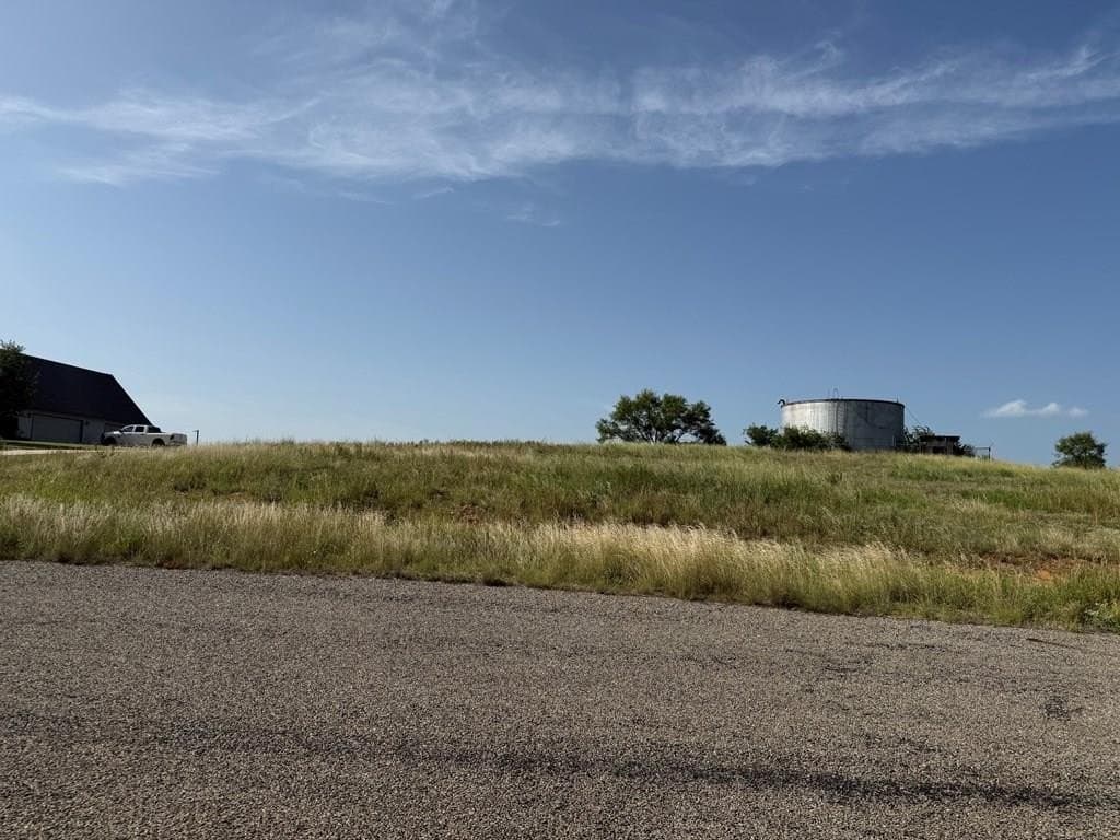 0.87 acres in Llano County gallery image 3