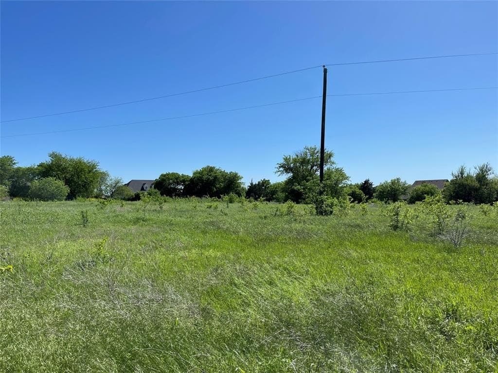 4.22 acres in Ellis County gallery image 4