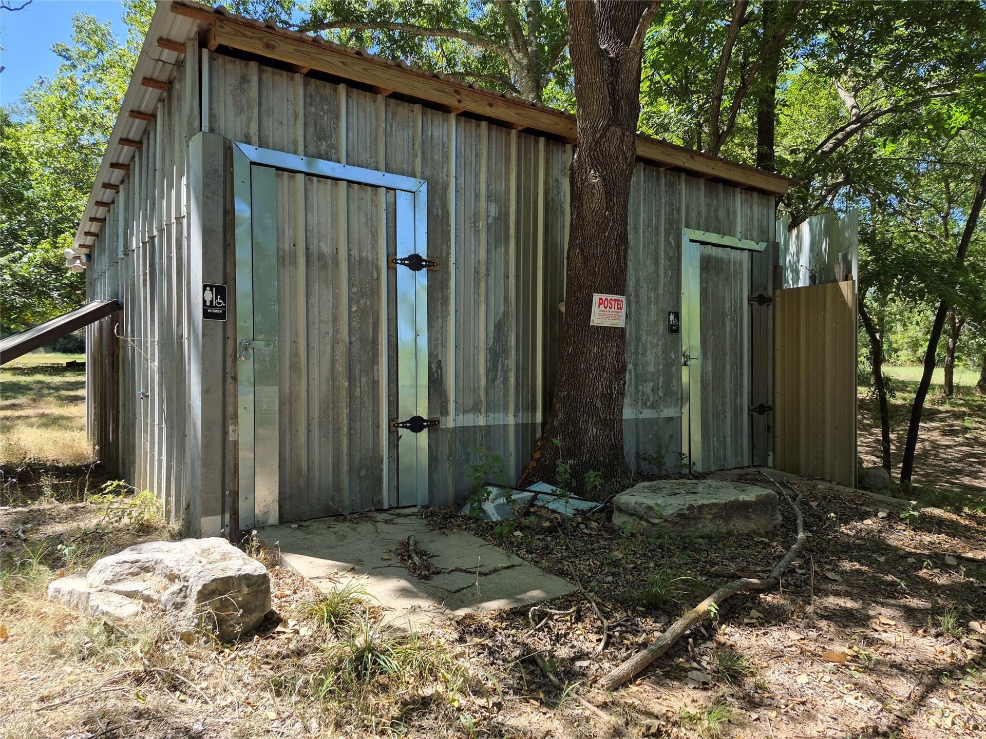 0.55 acres in Hood County - photo 14