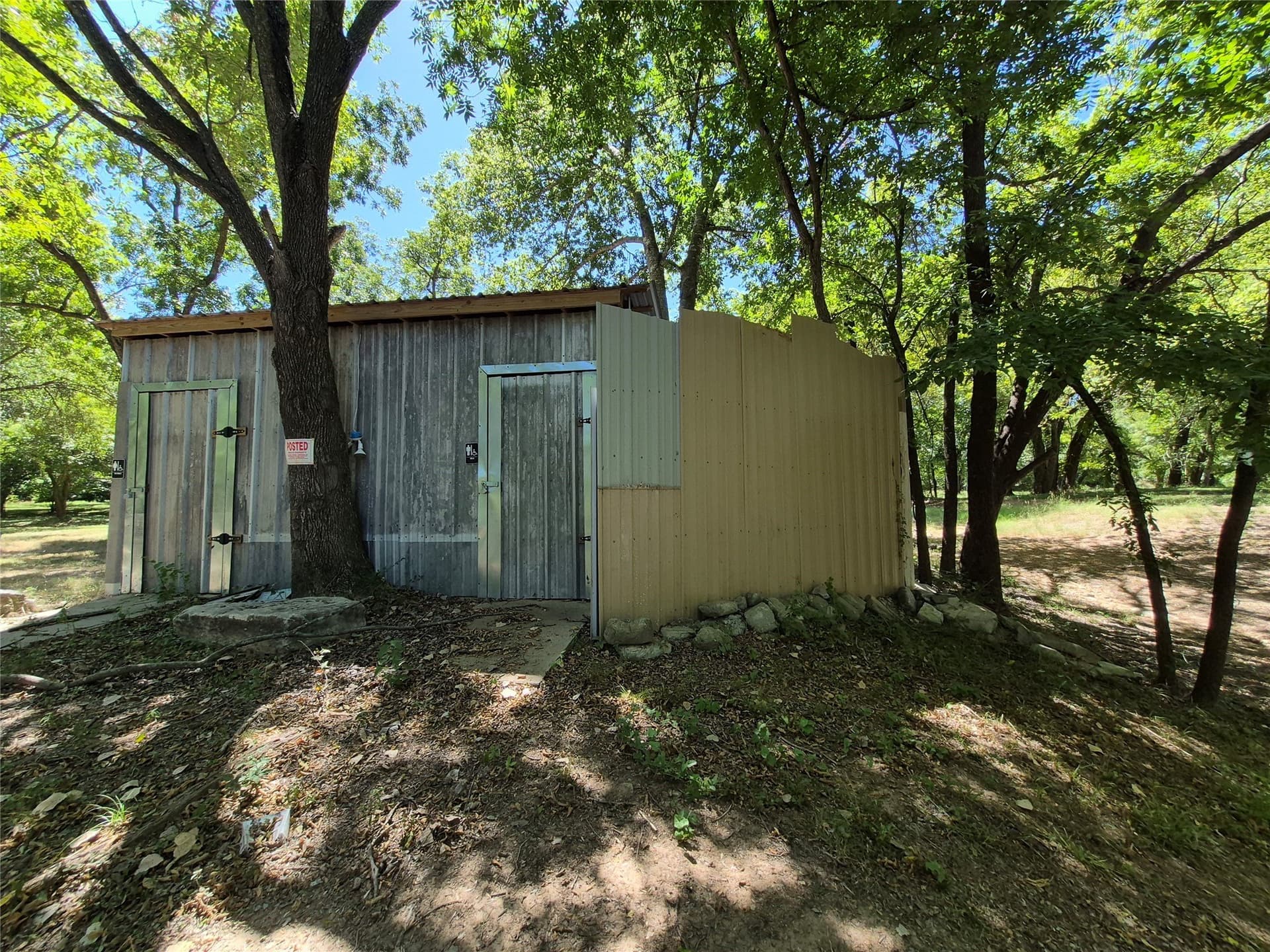 0.55 acres in Hood County - photo 15