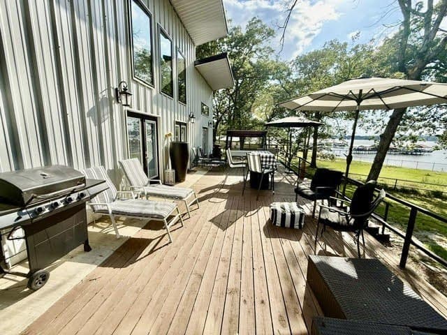 10 acres in Henderson County - photo 5