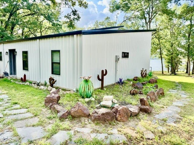 10 acres in Henderson County - photo 4