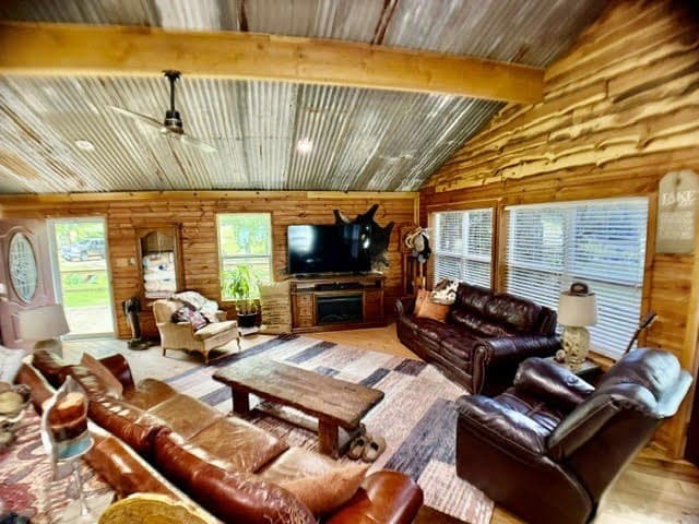10 acres in Henderson County - photo 24