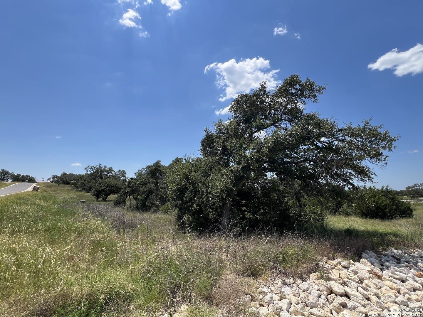 1.01 acres in Comal County - photo 5