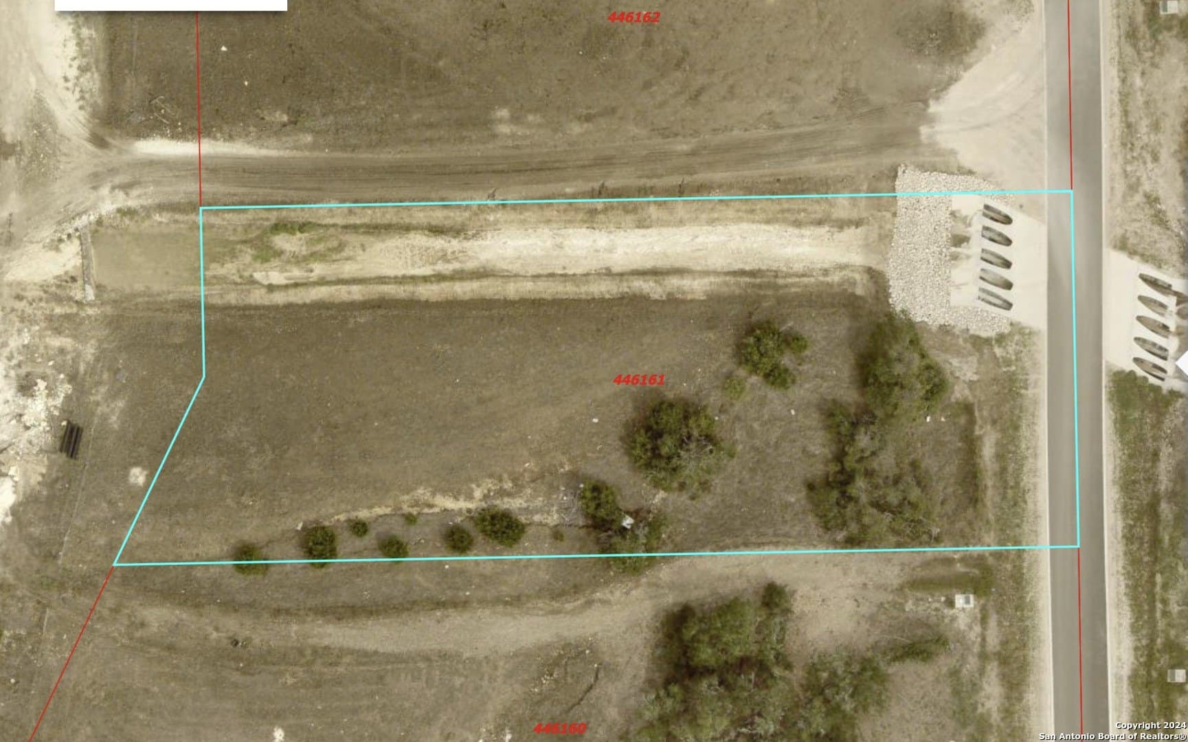 1.01 acres in Comal County - photo 6