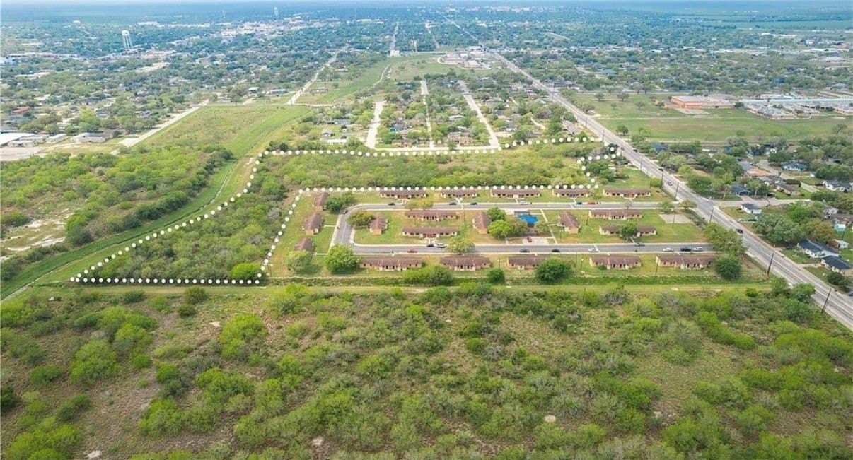 8.16 acres in Kleberg County - photo 5