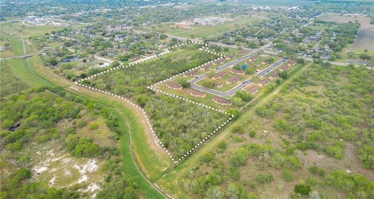 8.16 acres in Kleberg County - photo 3