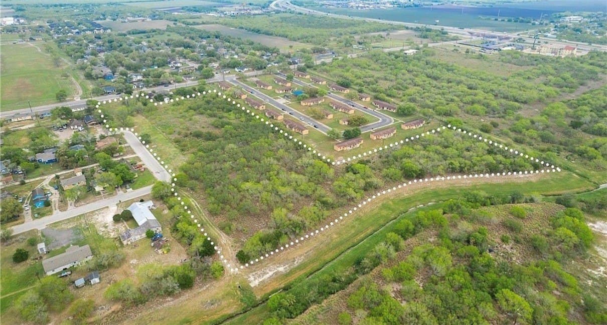 8.16 acres in Kleberg County - photo 4