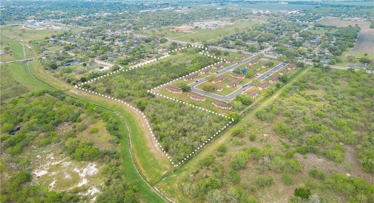 8.16 acres in Kleberg County - photo 7