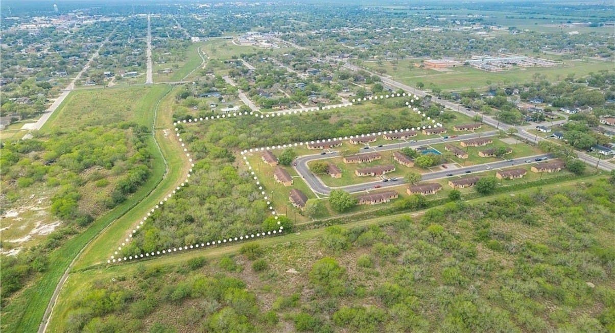8.16 acres in Kleberg County - photo 2
