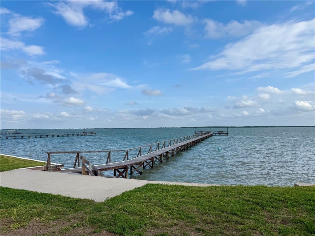 1 acres in Kleberg County - photo 6