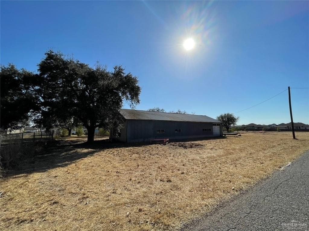 1.58 acres in Hidalgo County - photo 2