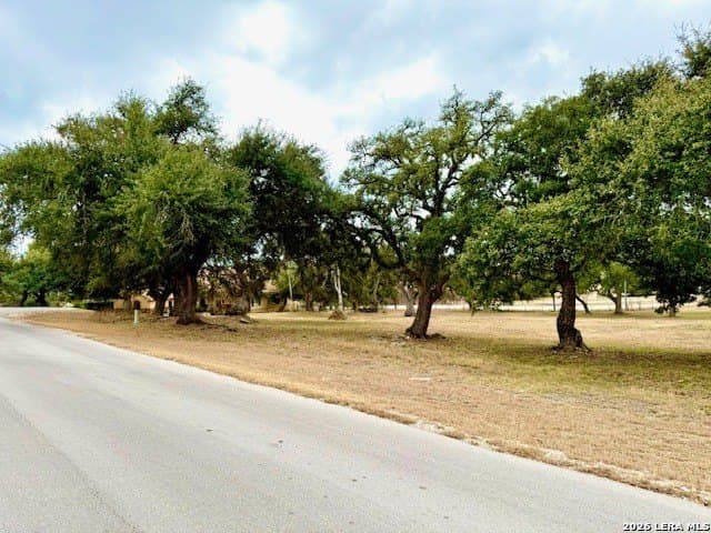 1.07 acres in Comal County - photo 4