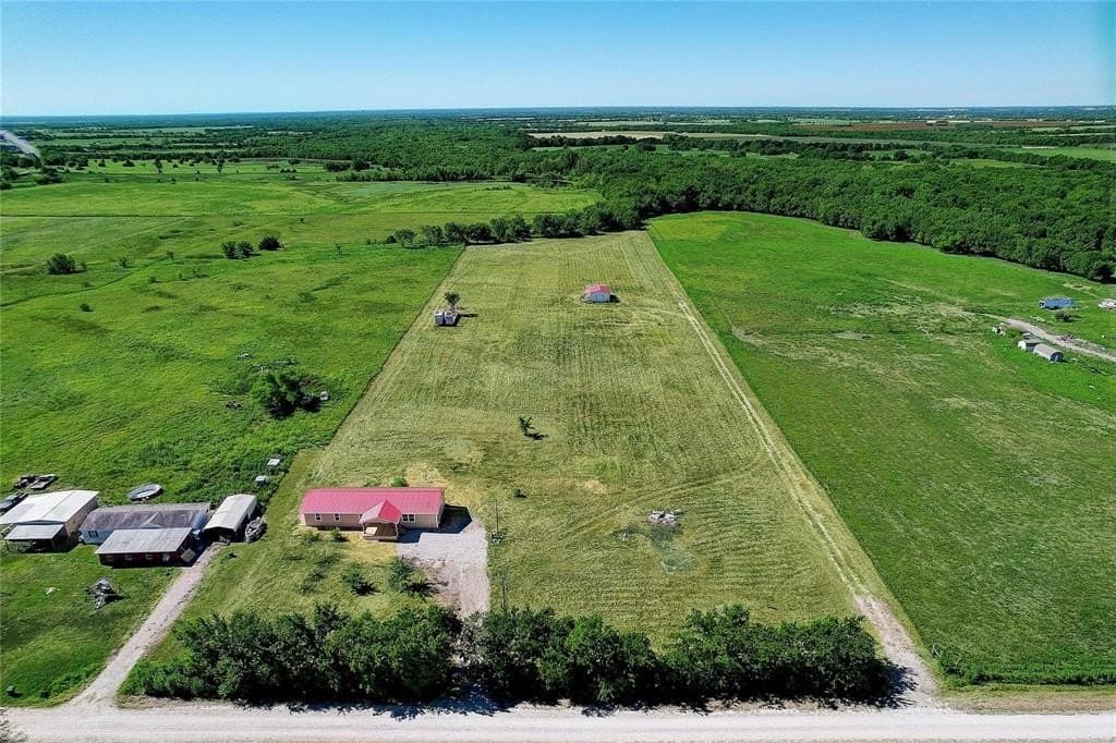 11 acres in Hunt County featured view