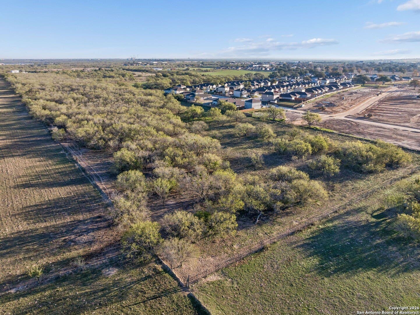 33 acres in Bexar County gallery image 2