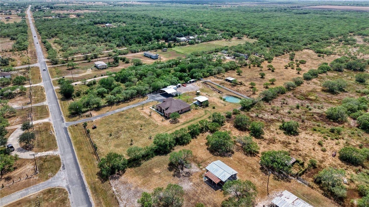100,000 acres in Jim Wells County - photo 49