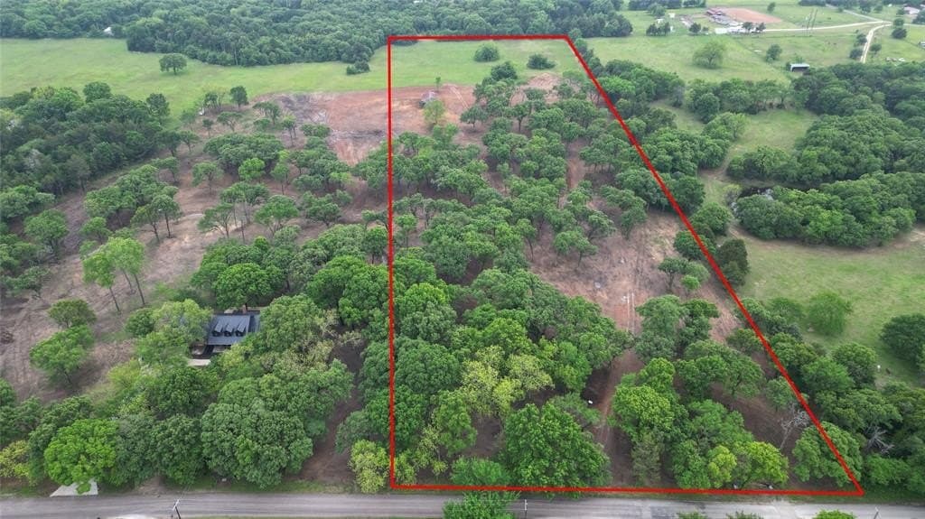 11 acres in Grayson County