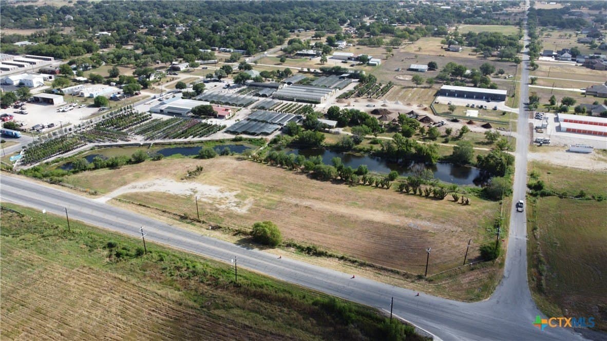 16.8 acres in Guadalupe County - photo 2