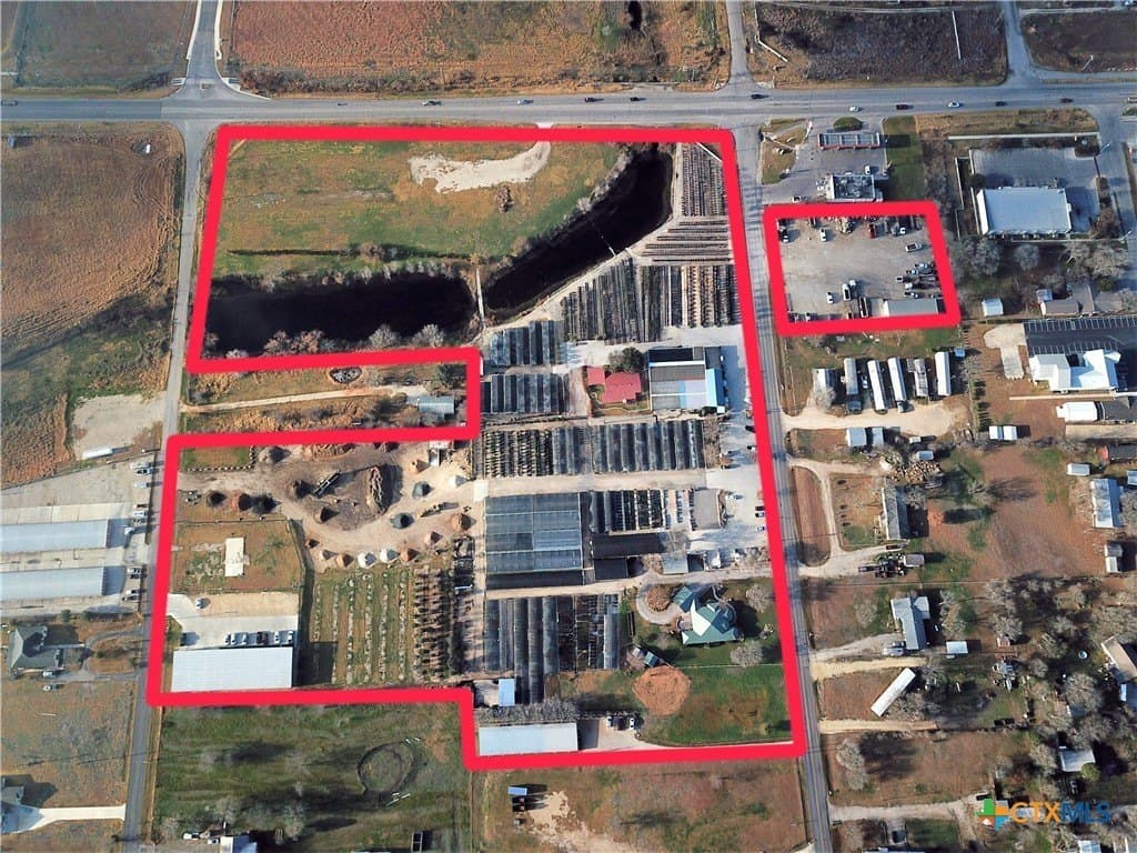 16.8 acres in Guadalupe County