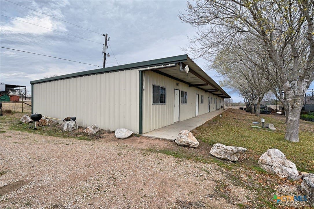16.8 acres in Guadalupe County - photo 18