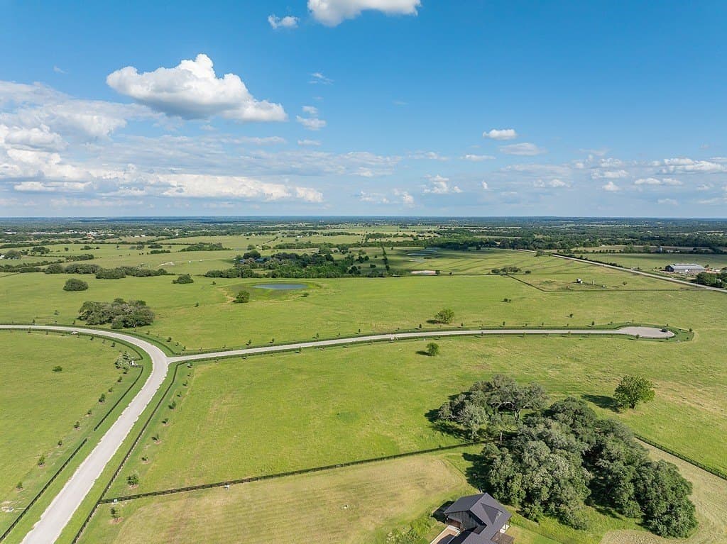 17.47 acres in Fayette County gallery image 4