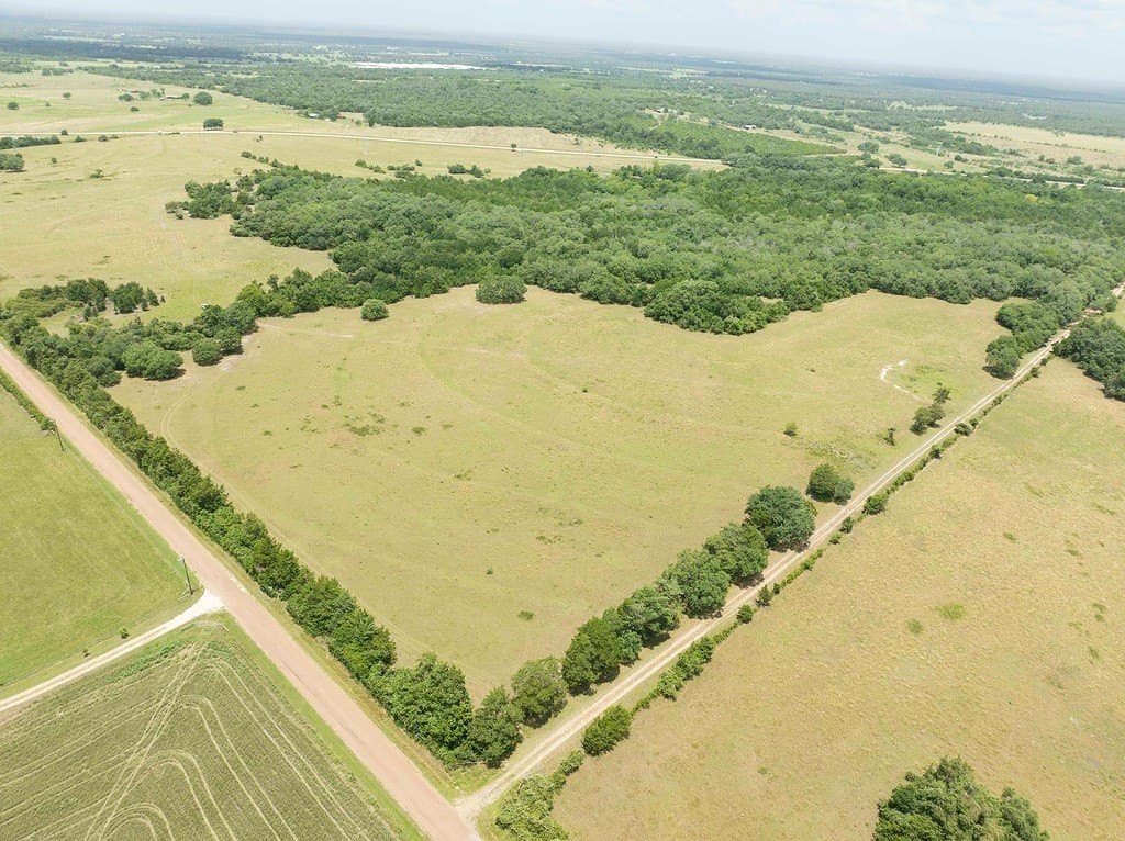 20 acres in Fayette County