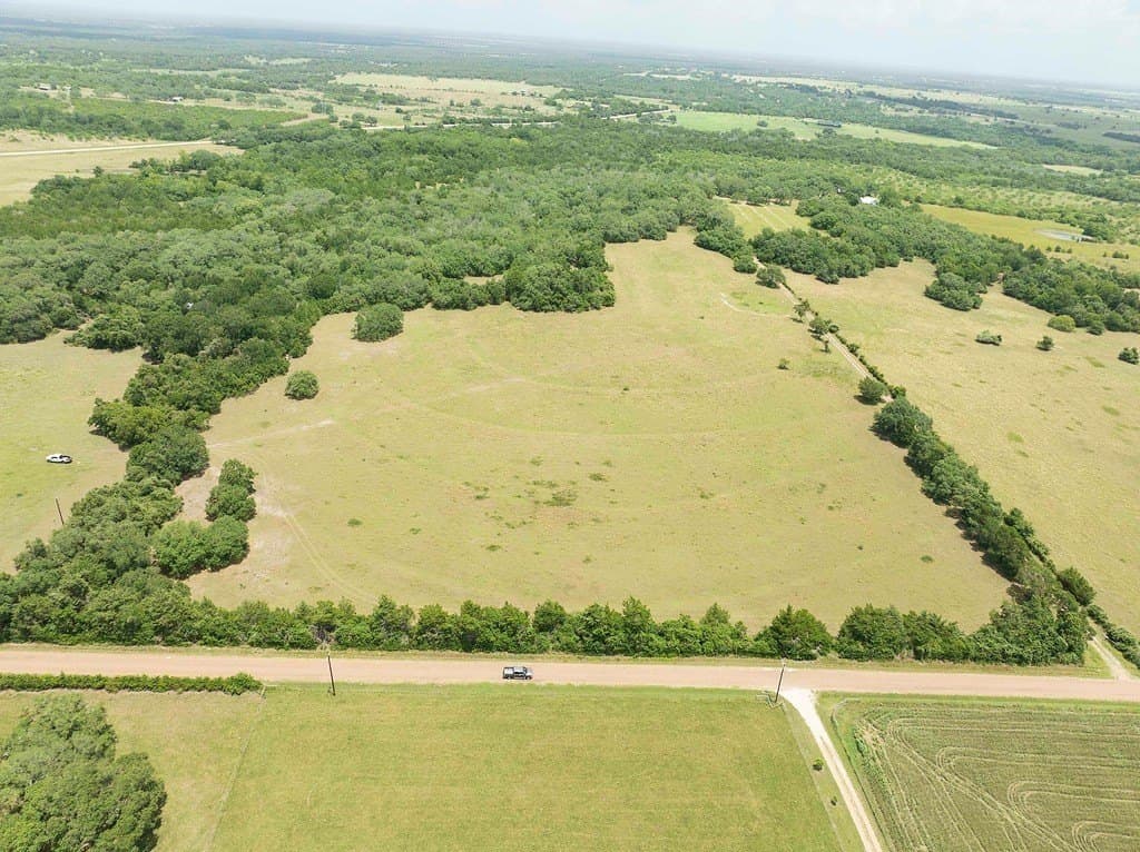 20 acres in Fayette County gallery image 2