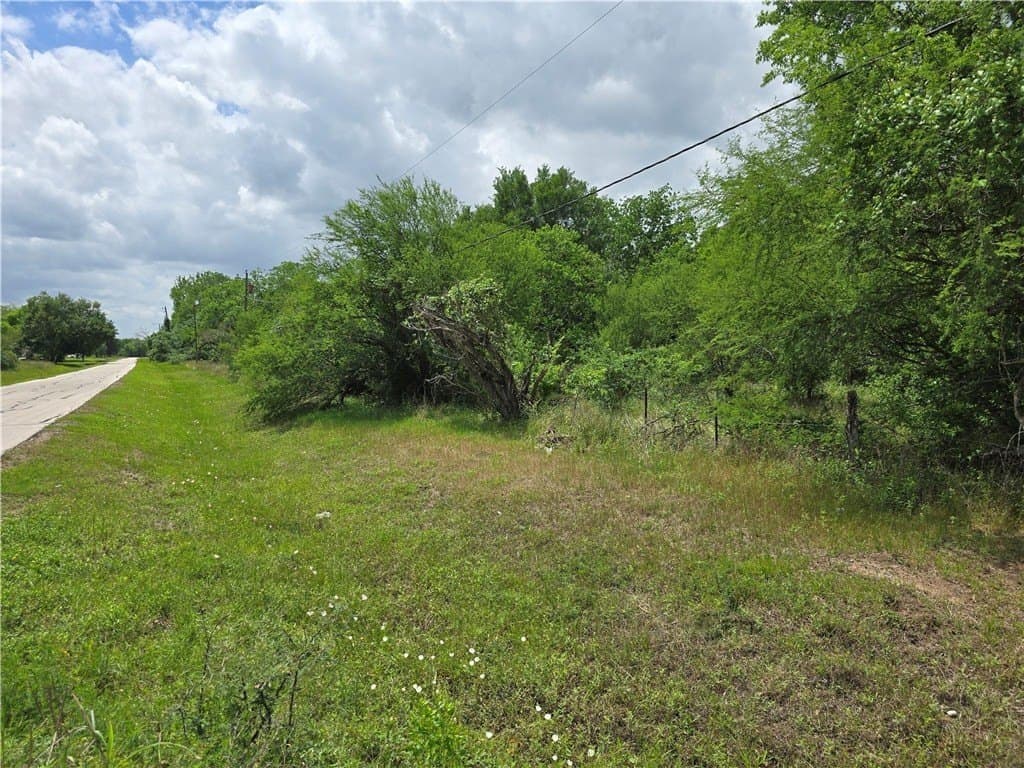 1.74 acres in AUSTIN County - photo 5