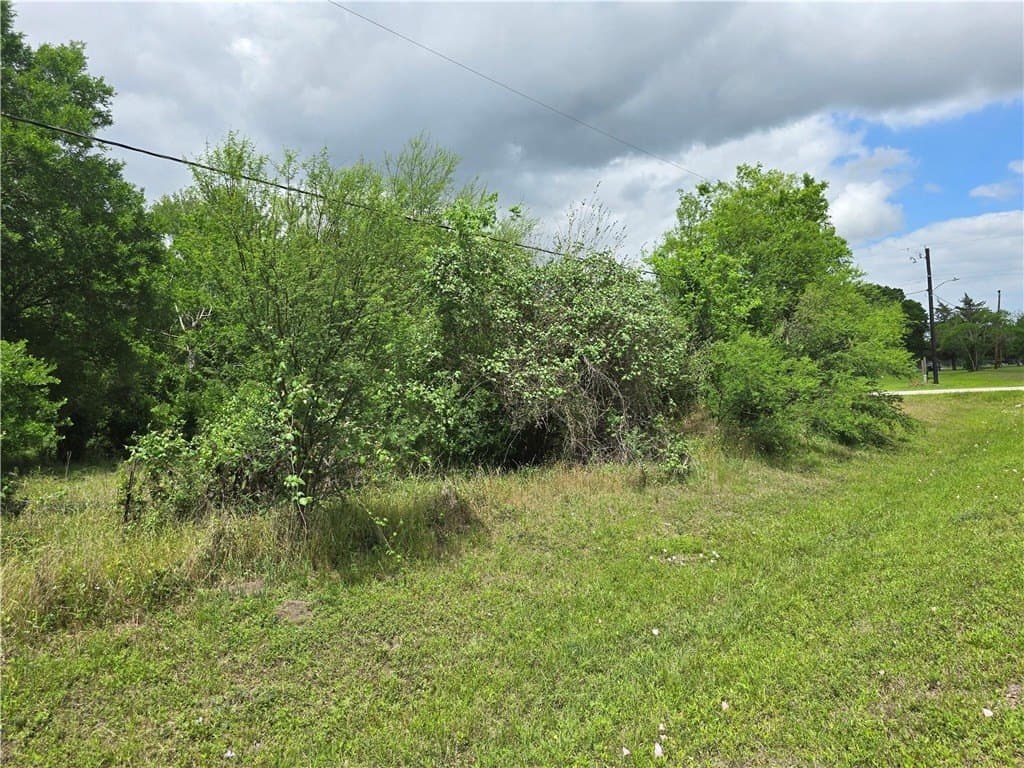 1.74 acres in AUSTIN County - photo 3