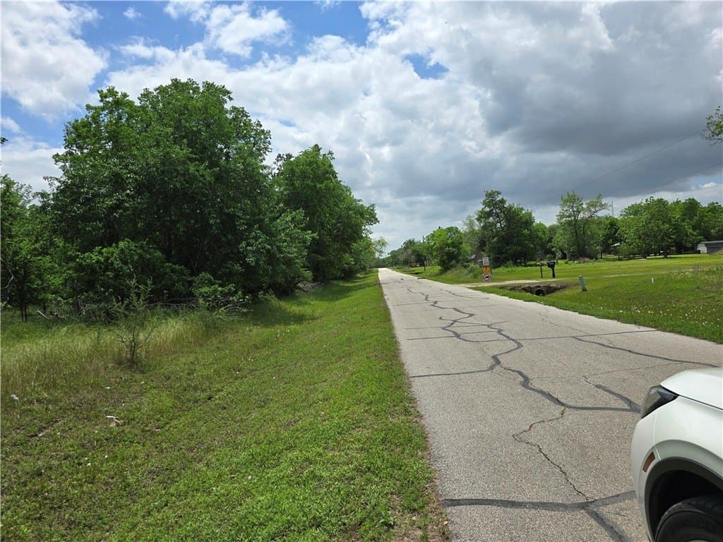 1.74 acres in AUSTIN County - photo 8