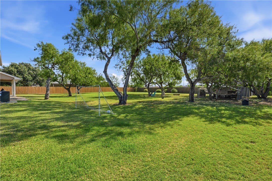 35,893 acres in San Patricio County - photo 28