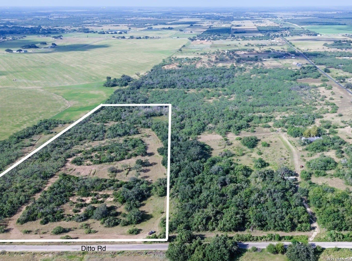 17 acres in Atascosa County