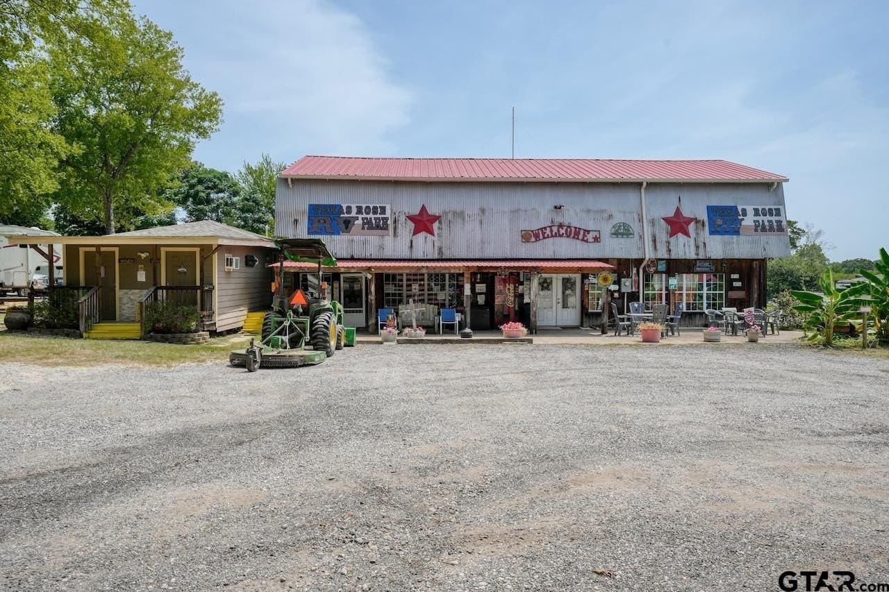 15 acres in Smith County - photo 8