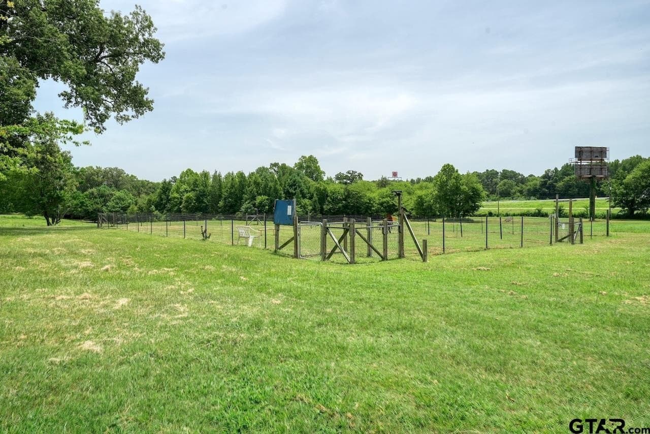 15 acres in Smith County - photo 35