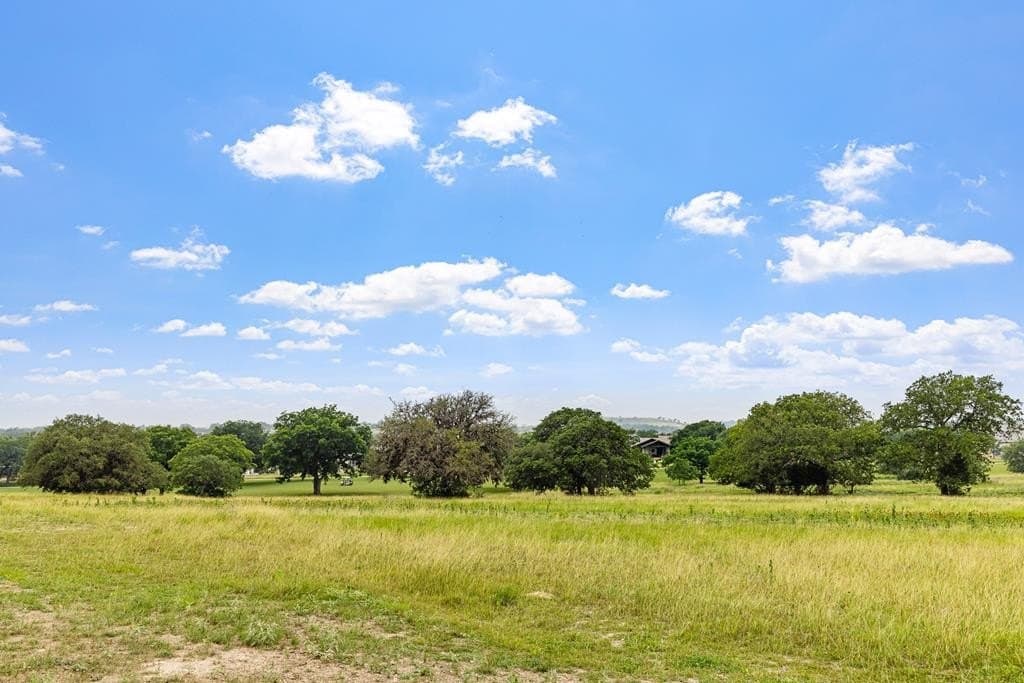 1.04 acres in Kerr County