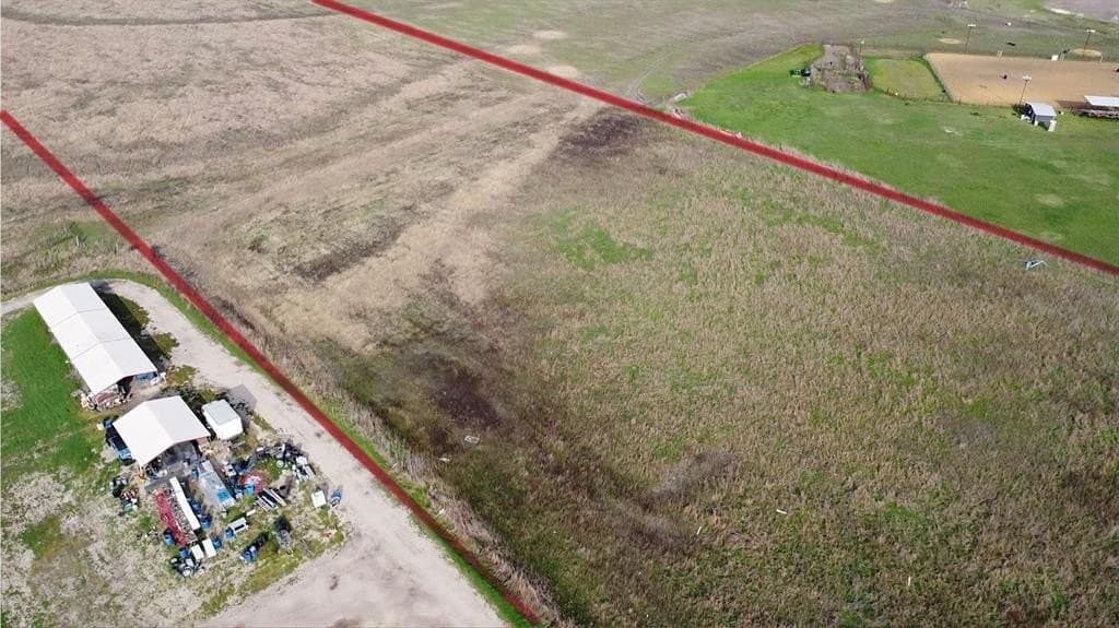 17.5 acres in Ellis County gallery image 3