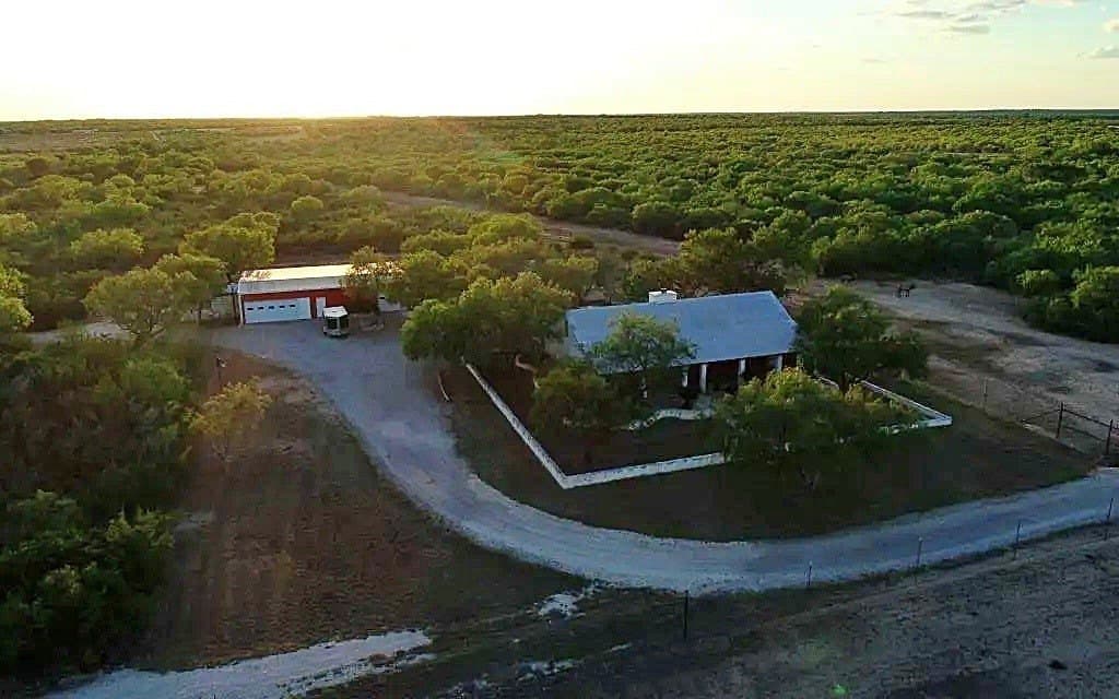 4.89 acres in Atascosa County - photo 25