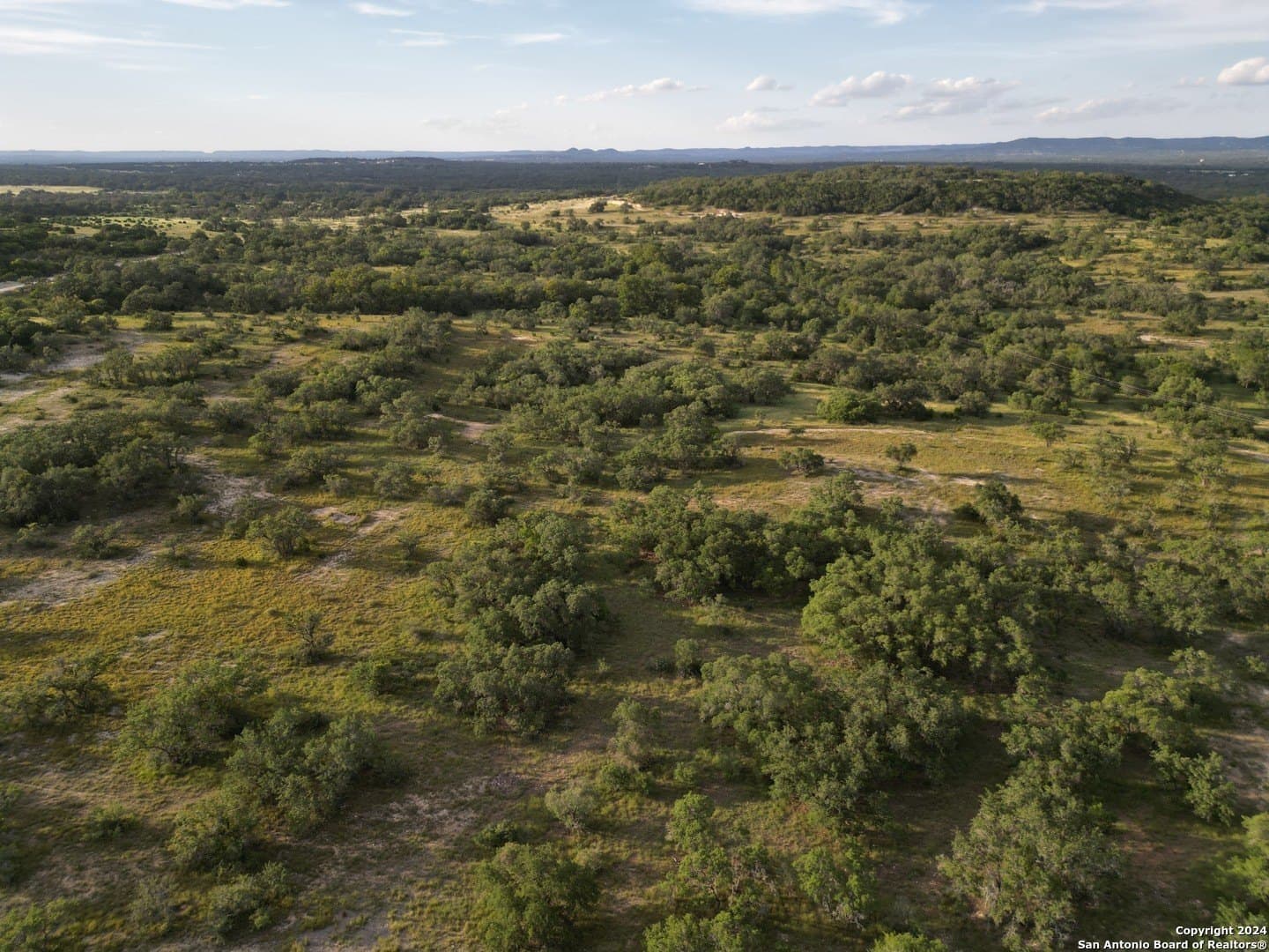 10.2 acres in Bandera County gallery image 3