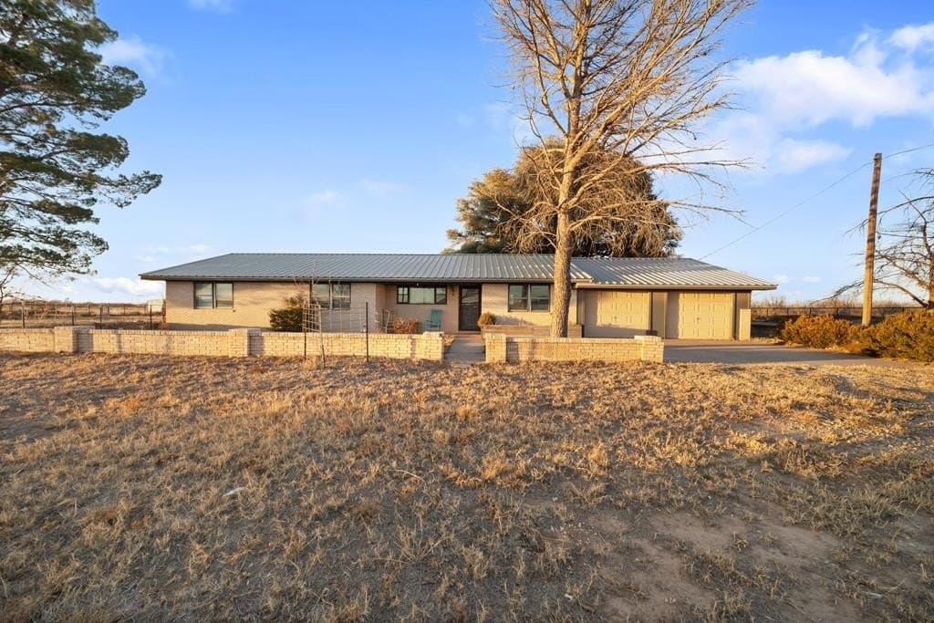 16 acres in Howard County