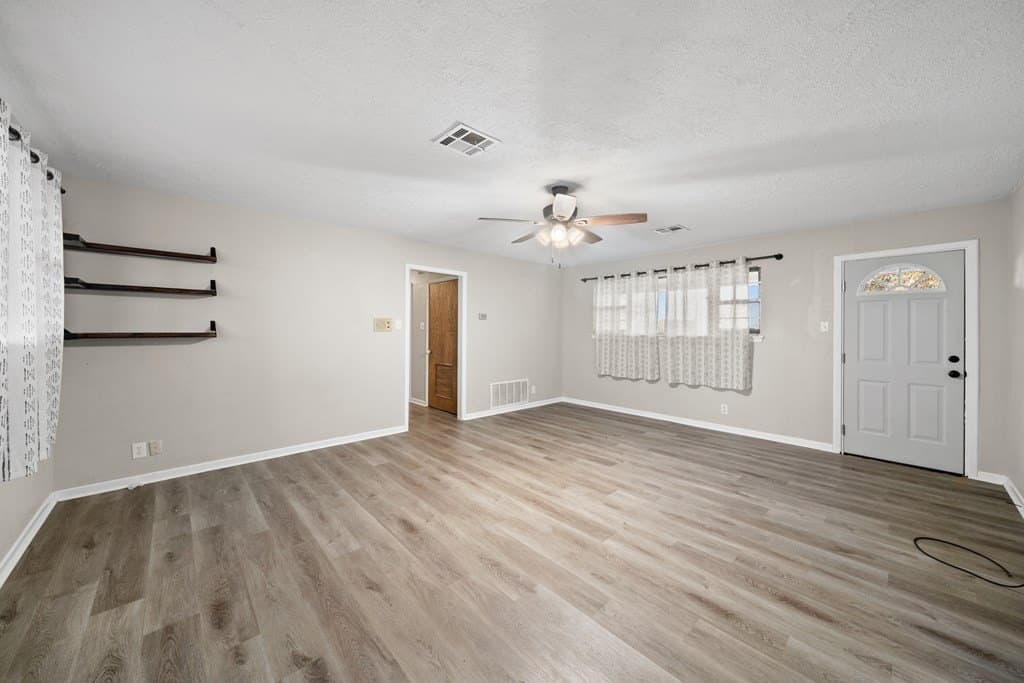 16 acres in Howard County featured view