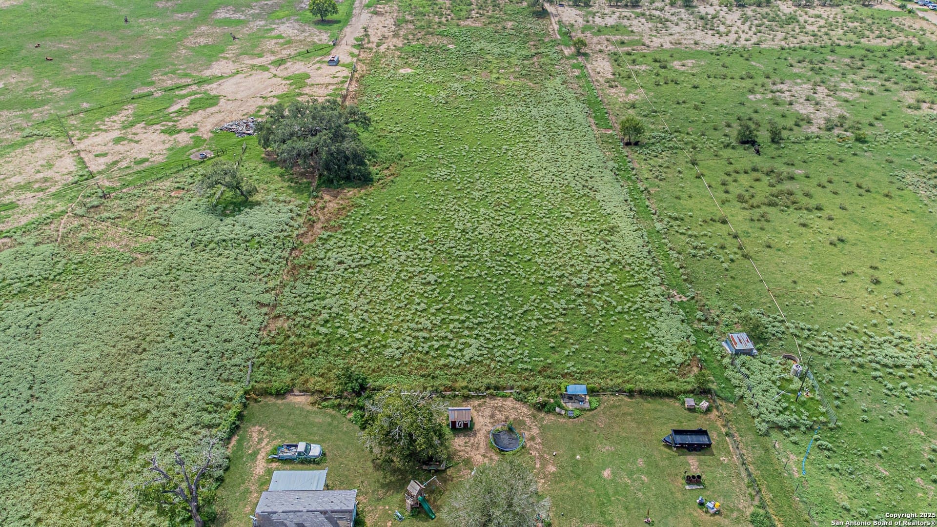 0.99 acres in Wilson County featured view